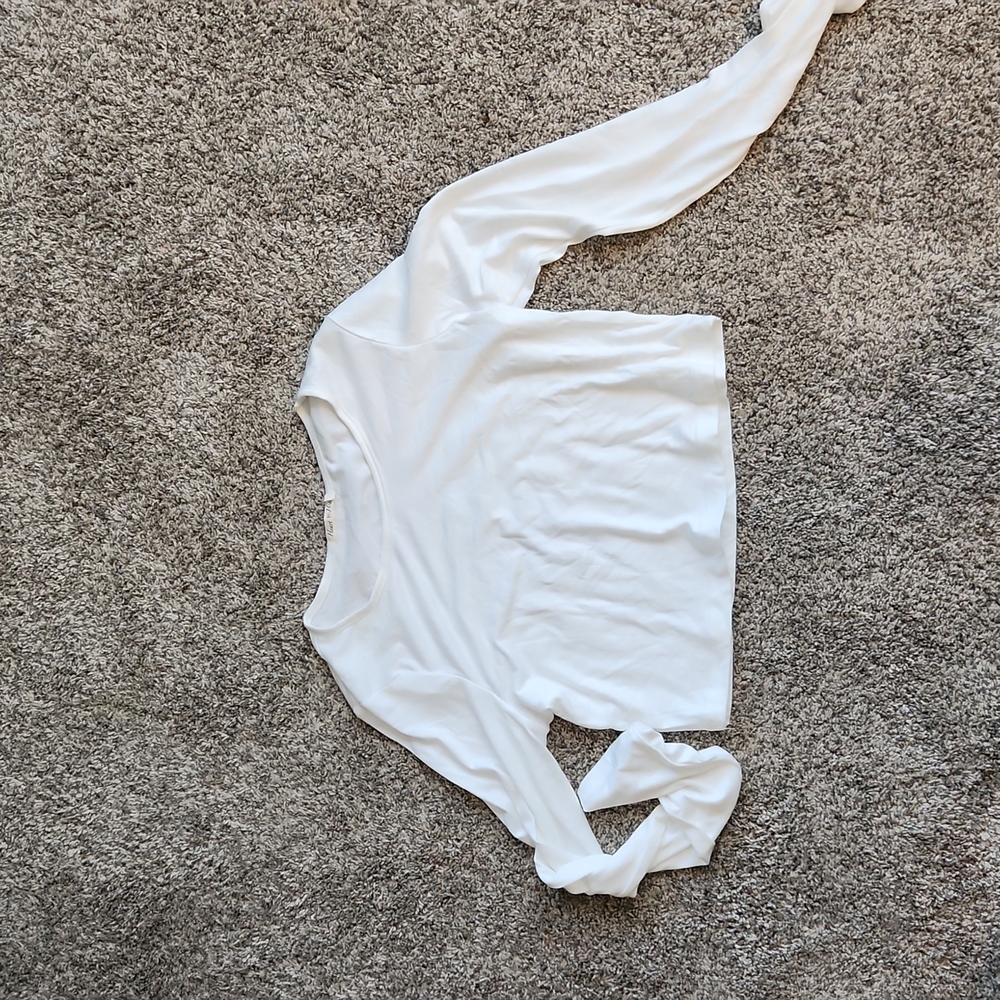 White Crop Top Long Sleeve
